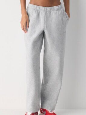 Aritzia Cozy Sweatfleece Mega Straight Sweatpant